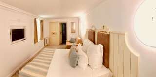 Гостевой дом ATLAS HOUSE Luxury Suites Пловдив Улучшенный трехместный номер-1